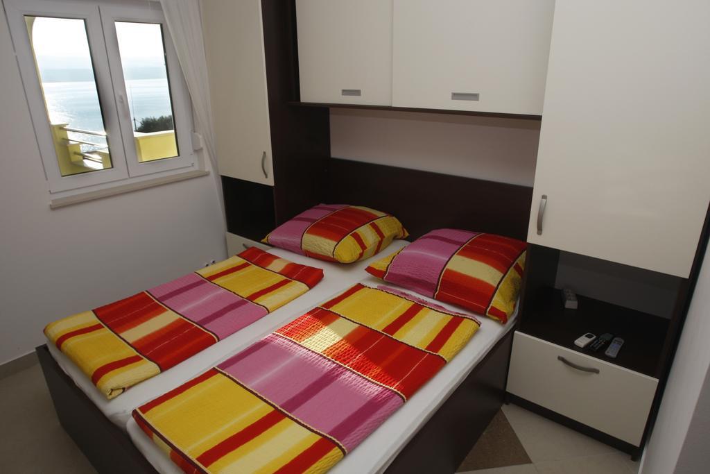 Apartments Rubic Omiš Esterno foto